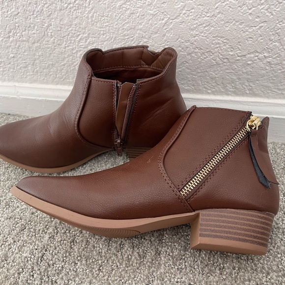 NWOT: Brown Booties - Picture 2 of 4